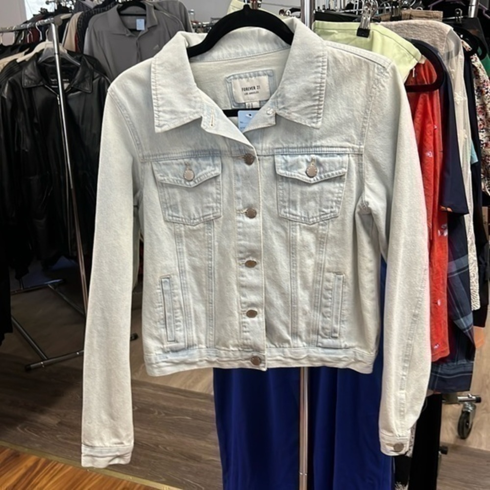 Forever 21 Jean jacket size medium